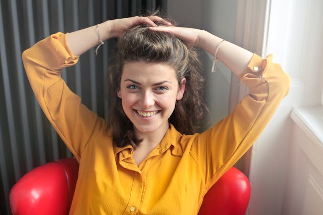 Frau Gesicht Lächeln Stickergalaxie.de Sidebar