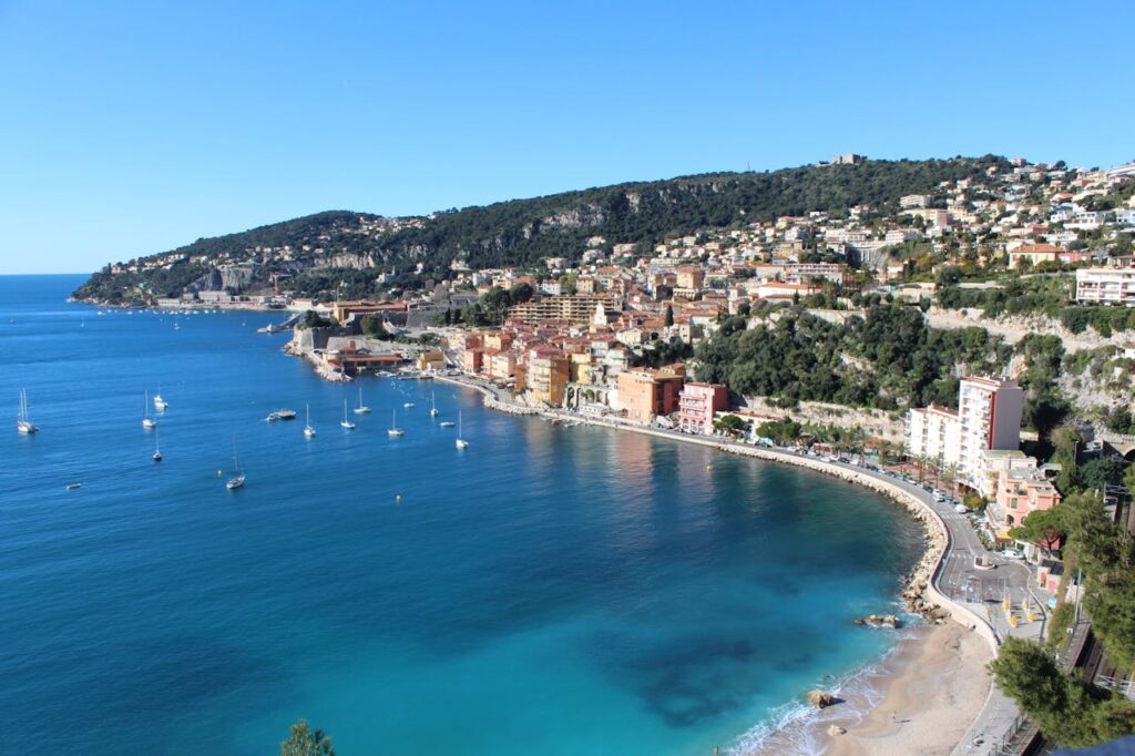 Frankreich Meer Einrichtungsstil Côte d’Azur – Eleganz trifft mediterrane Leichtigkeit